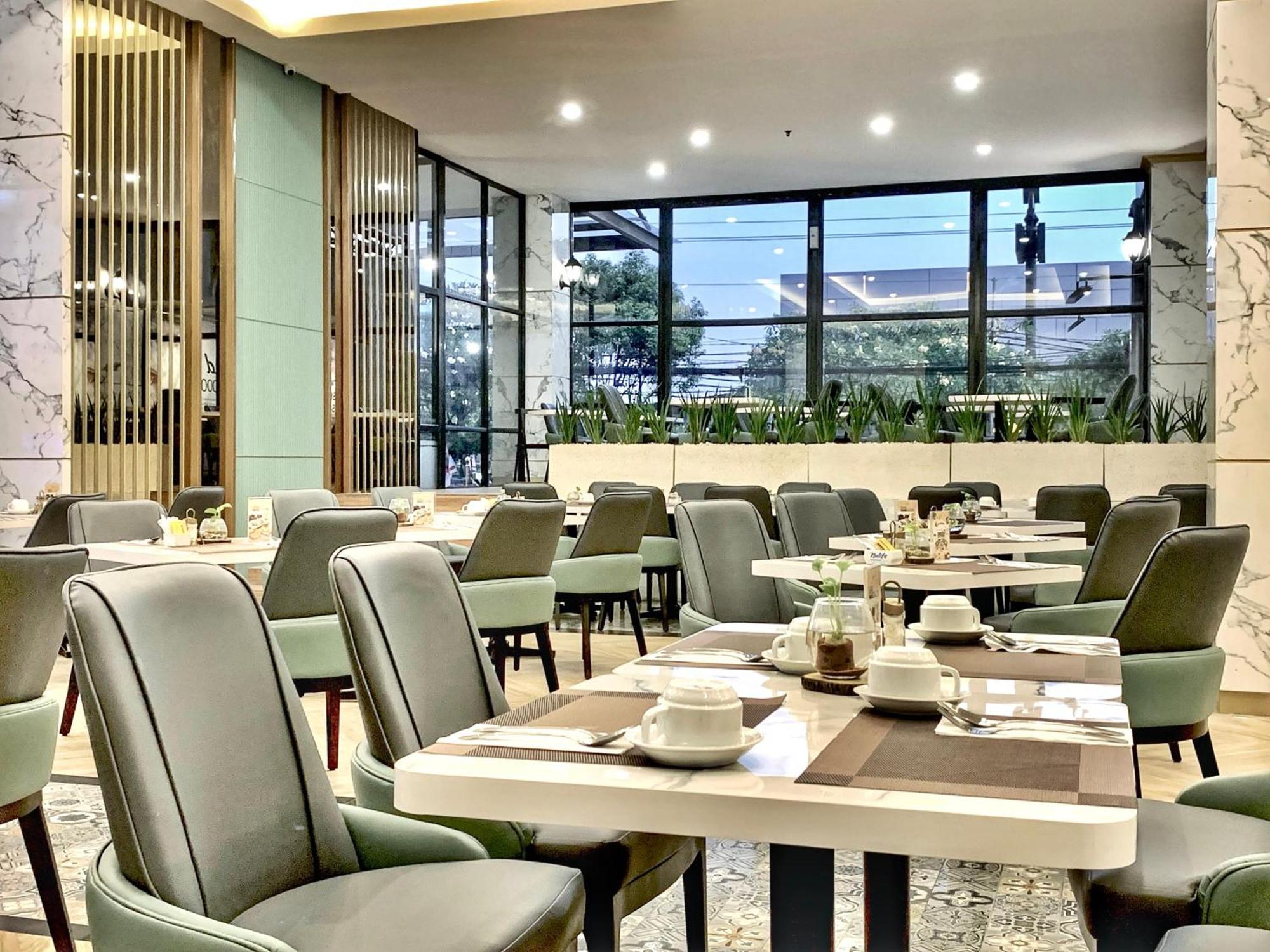 Grand Kangen Hotel Urip Sumoharjo Yogyakarta Dış mekan fotoğraf